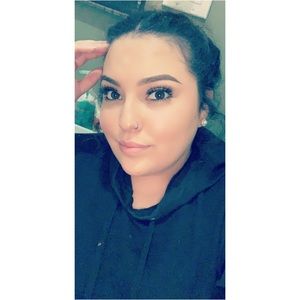 Meet your Posher, Marissa